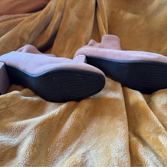 Cole Haan pink suede bootie - Picture 3 of 3